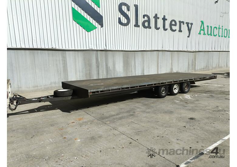 caption 2018 U Beaut 26x8 Tri-Axle Flatbed Trailer