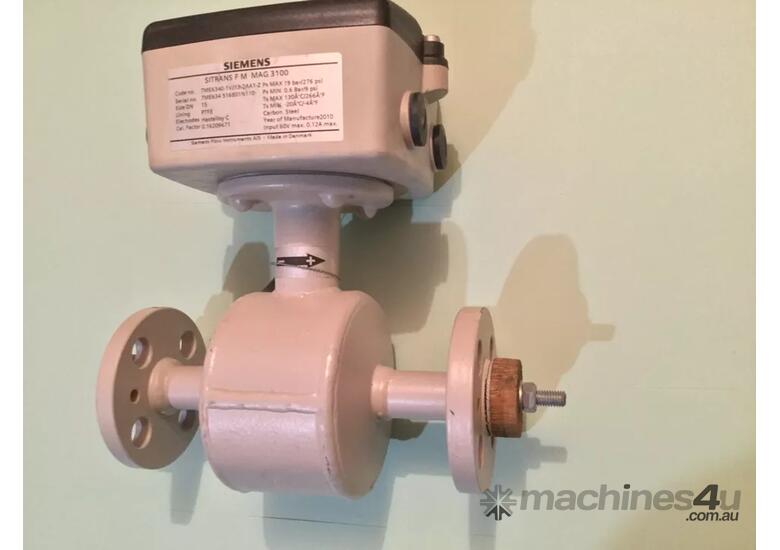Siemens MAG3100 Electromagnetic Flow Sensor: 7ME6340-1VJ13-2AA1-Z
