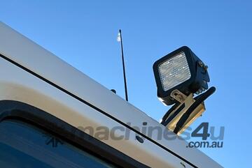 Volvo 2005   FM12 Cab Chassis