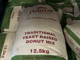 Approx 26x Poula 12.5 klg Traditional Yeas Raised Donut Mix - picture0' - Click to enlarge