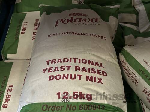 caption Approx 26x Poula 12.5 klg Traditional Yeas Raised Donut Mix