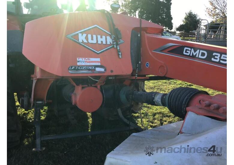 caption KUHN GMD 3511, 8 Disc Mower