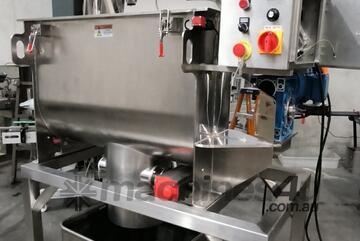 Ribbon Blender 200 litres, variable speed and Australian Standard.