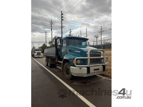 Mack METRO-LINER Tipping tray Truck