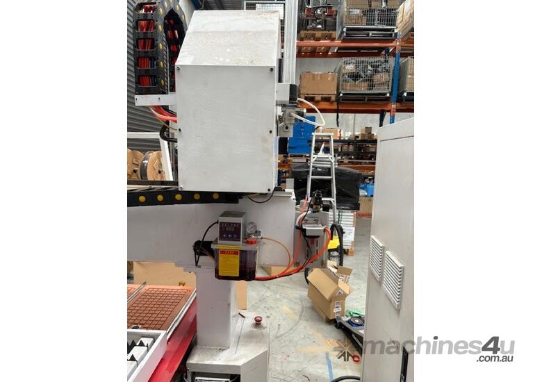 caption As New Omni 1325 CNC Router Plasma Complete with Precision Head and Cutting Tooling