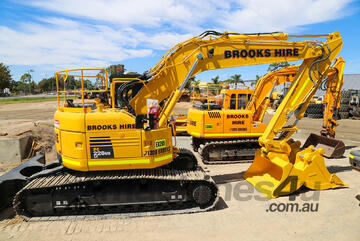 Komatsu PC228US-8 Excavator Steel Tracked - 22t Zero Swing for  