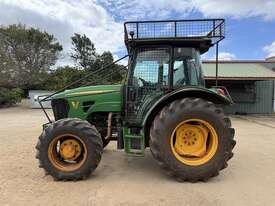 2016 JOHN DEERE 5093E TRACTOR - picture0' - Click to enlarge