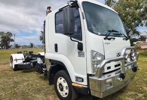 Isuzu FSR850 Long 4x2 Cab/Chassis Truck. Isuzu FSR850 Long 4x2 Cab/Chassis Truck.