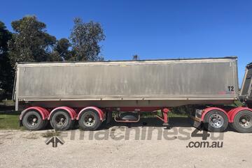 2011 Lusty EMS TRI Tri Axle Tipping Trailer Combination 2011 Lusty EMS TRI Tri Axle Tipping Trailer Combination