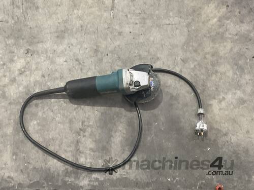 caption Makita 9555HN Corded Angle Grinder