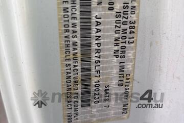 2015 Isuzu NPR 65 190 Table Top