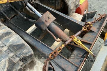 Caterpillar 301.4C Compact Excavator & Trailer Package Caterpillar 301.4C Compact Excavator & Trailer Package