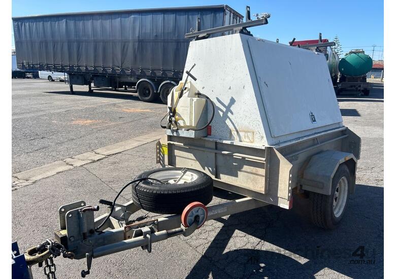 2010 Premier Trailers T20 Single Axle Enclosed Box Trailer