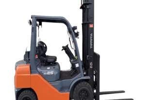 2.5T Toyota Container Mast 4.5M L/H 2017 LPD Deluxe