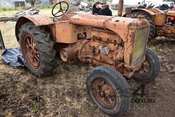 Allis Chalmers   U15037 Tractor