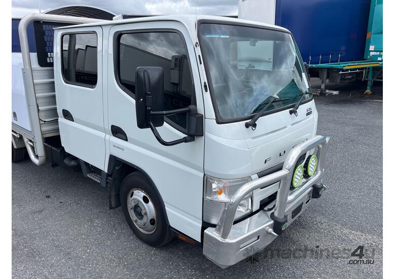 2021 Mitsubishi Fuso Canter 515 Crew Cab Table Top