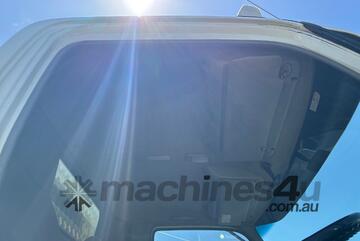 Hino 2016   300 917 Tipper