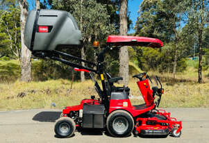 Toro Proline H800 Zero Turn Lawn Equipment