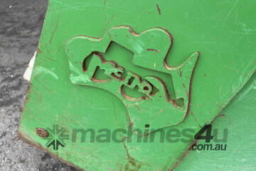 2021 John Deere 5075 E Loader/Tractor 4WD