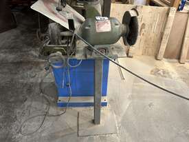 Supermate 200mm Pedestal Grinder - picture0' - Click to enlarge