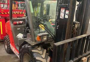 Manitou MH25-4T 2.5T Diesel Forklift