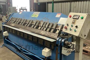 Shaw 2450mm x 4mm Full Hydraulic Panbrake 240volt