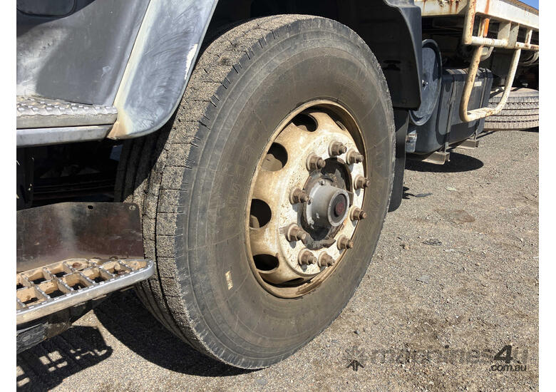 2006 Isuzu FVR 950 Long Table Top