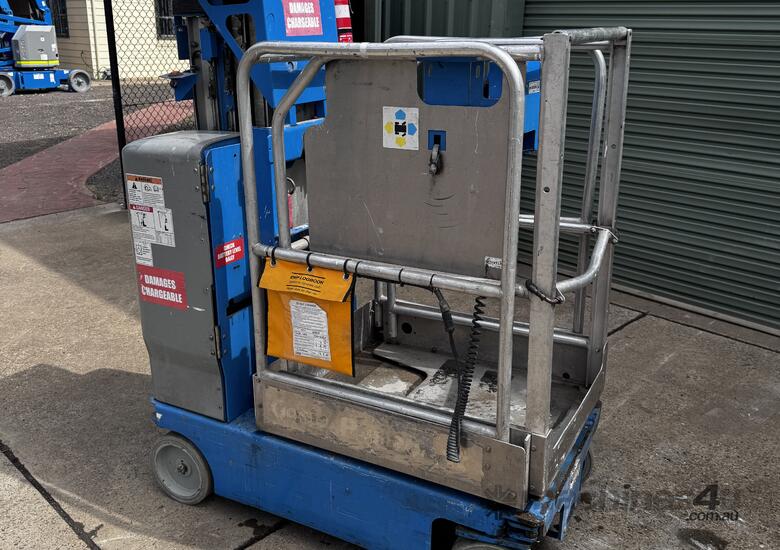 2017 Genie GR15 Vertical Lift