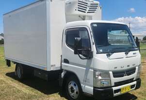 Mitsubishi Fuso Canter 515 Automatic 4x2 Refrigerated Pantech. Only 54,029 Kms.