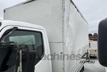 1997 Mitsubishi Canter Pantech