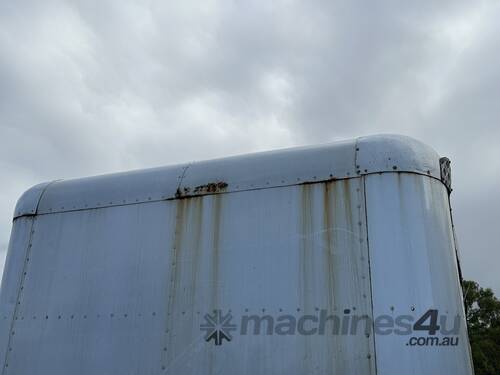 1978 Homemade Single-Axle 9 Horse Float Semi Trailer