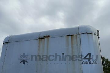 1978 Homemade Single-Axle 9 Horse Float Semi Trailer