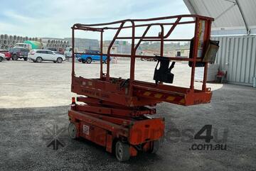 2003 Pinguely-Haulotte Scissor Lift