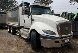 2013 Caterpillar CT630 6x4 Tipper & Triaxle Dog Trailer