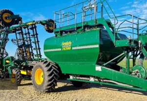 (8736) 2021 Simplicity 30 Series tow between 16500L