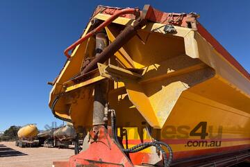 2010 General Transport Equipment Tri Axle Side Tipper