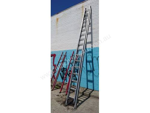 Huge 9.0 Mtr Aluminium Extension Ladder