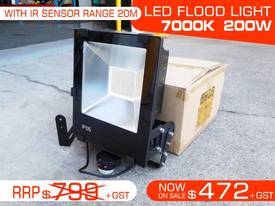 200W Water proof LED FLOOD Light - 7000k.240V - picture0' - Click to enlarge