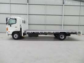 Hino FC 1022-500 Series Tray Truck - picture0' - Click to enlarge