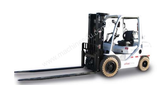 TOYOTA 32-8FG30 3.0t - 4.3m MAST - Hire