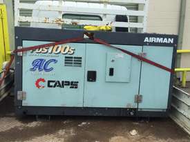 Airman diesel screw compressor. Good as new. 307 hours - picture1' - Click to enlarge