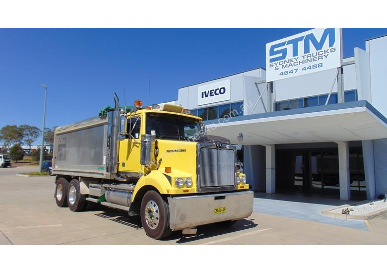 caption Western Star 4864FX Tipper Truck