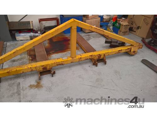 USED FORKLIFT SPREADER