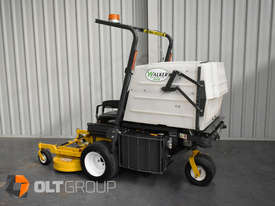 Walker Zero Turn Mower MDDGHS Diesel Hydraulic Hi Dump ONLY 407 HOURS! - picture1' - Click to enlarge