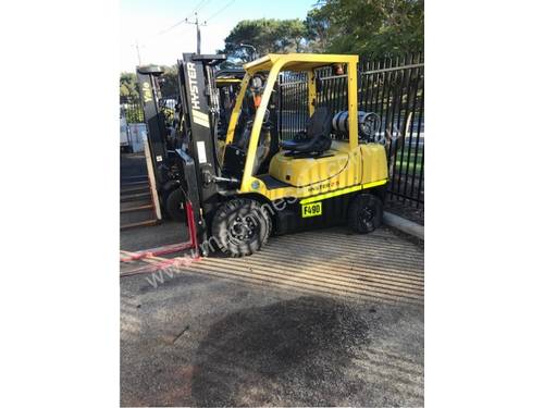 2.5 tonne forklifts for hire