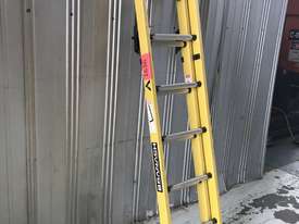 Branach Fiberglass & Aluminum Extension Ladder 2.1 to 3.3 Meter Industrial Quality - picture0' - Click to enlarge