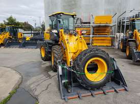 NEW VICTORY VL200XL WHEEL LOADER - picture0' - Click to enlarge