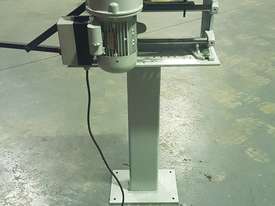 Pertici End Milling Machine - picture1' - Click to enlarge
