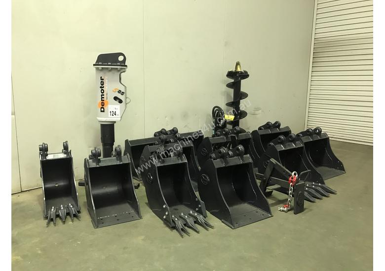 caption TAKEUCHI TB153FR MINE SPEC EXCAVATOR – 733
