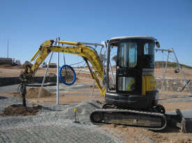 New Holland E35B Tracked-Excav Excavator - picture0' - Click to enlarge